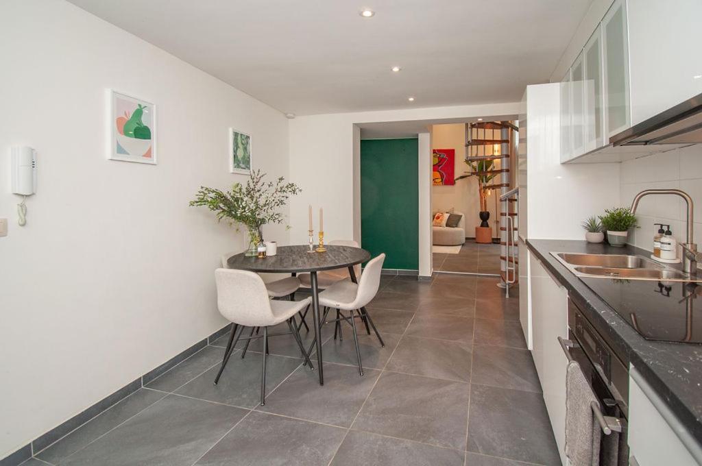 Loft In Centre